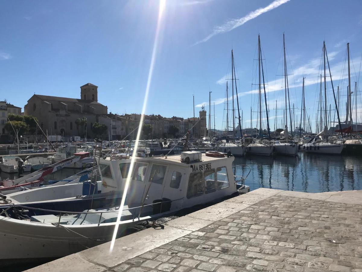 Studios Du Marin Sur Port De La Ciotat Eksteriør billede