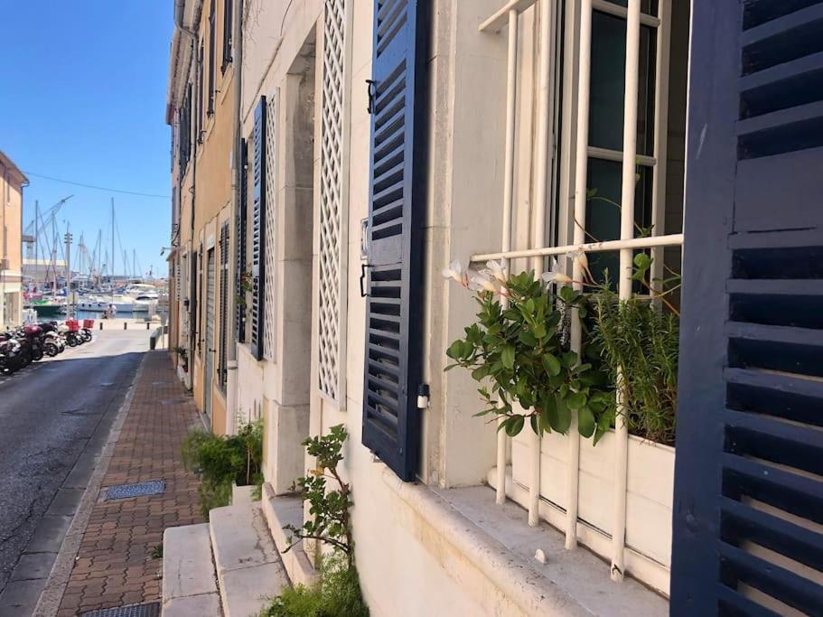 Studios Du Marin Sur Port De La Ciotat Eksteriør billede